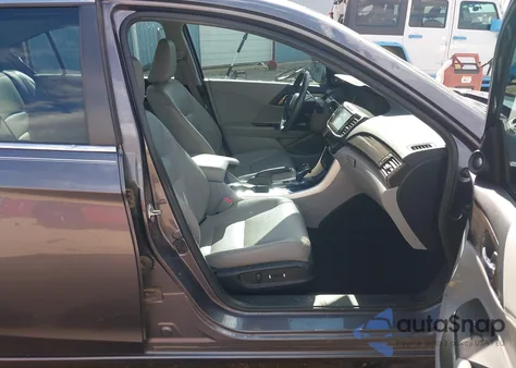 2016 Honda Accord Ex-L z USA, uszkodzony, nr VIN 1HGCR2F92GA132574